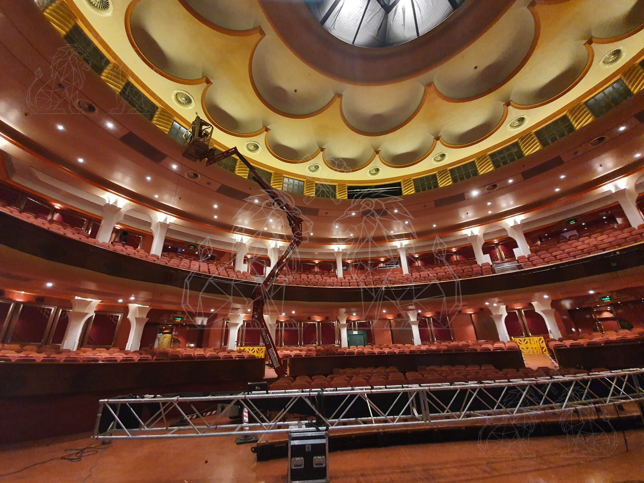 Specialist MEWP extended to the upper auditorium ceiling